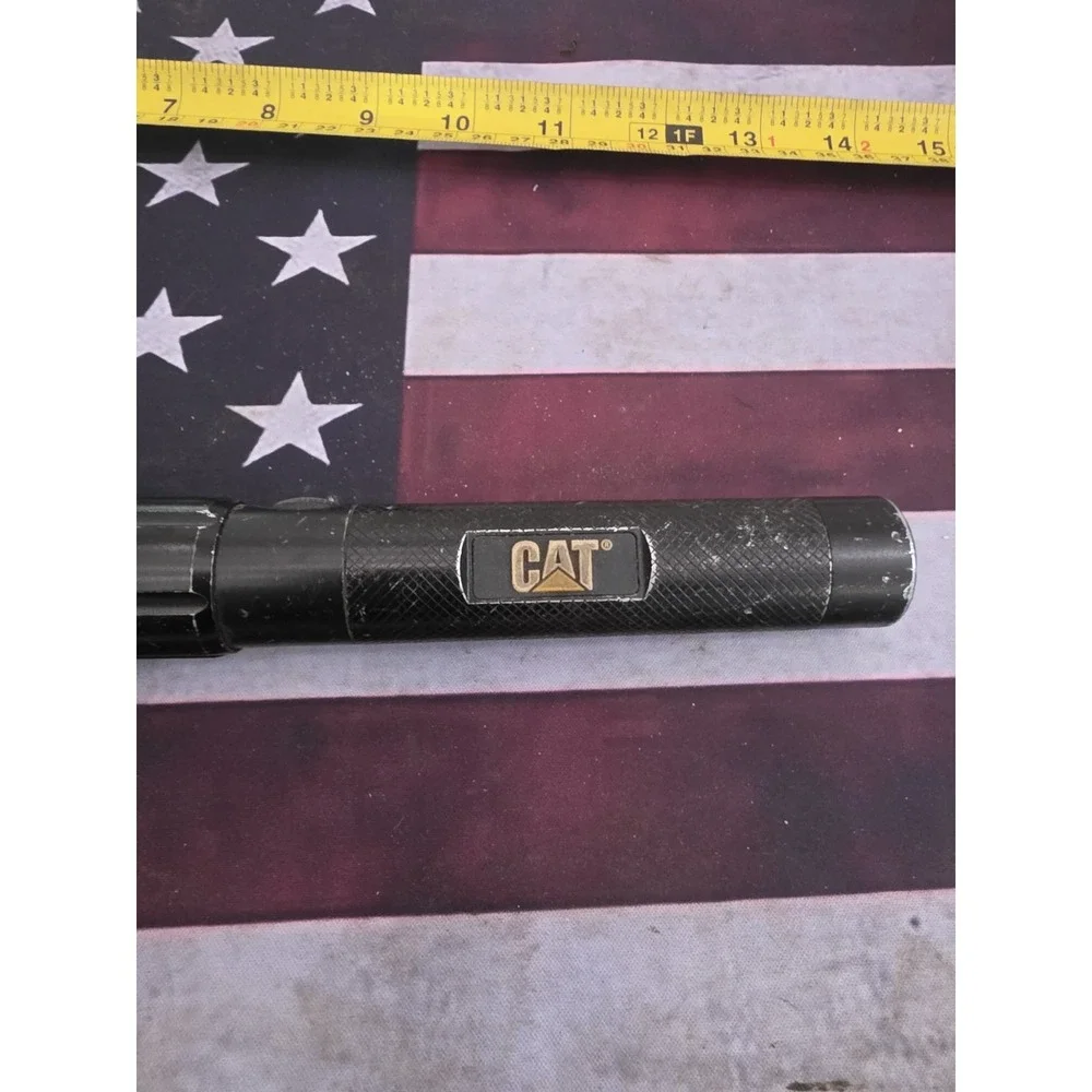 Cat CT12356P Rechargeable Flashlight With No Charger As-Is